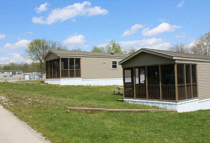 Plymouth Rock Camping Resort