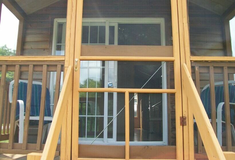 Plymouth Rock Camping Resort