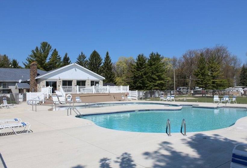 Plymouth Rock Camping Resort