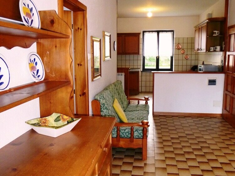 إقامة Lake Project