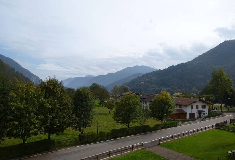 إقامة Lake Project