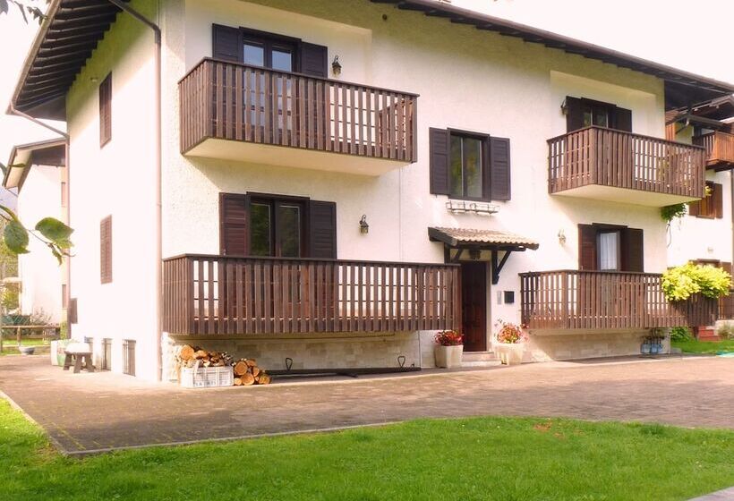 إقامة Lake Project