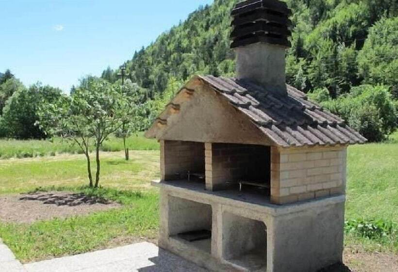 إقامة Lake Project