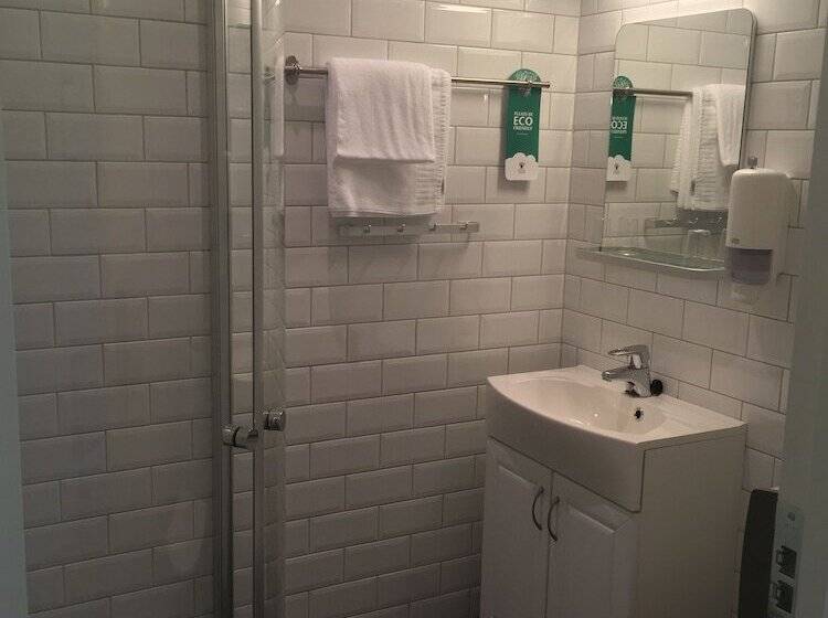 Søstrene Storaas Hotell