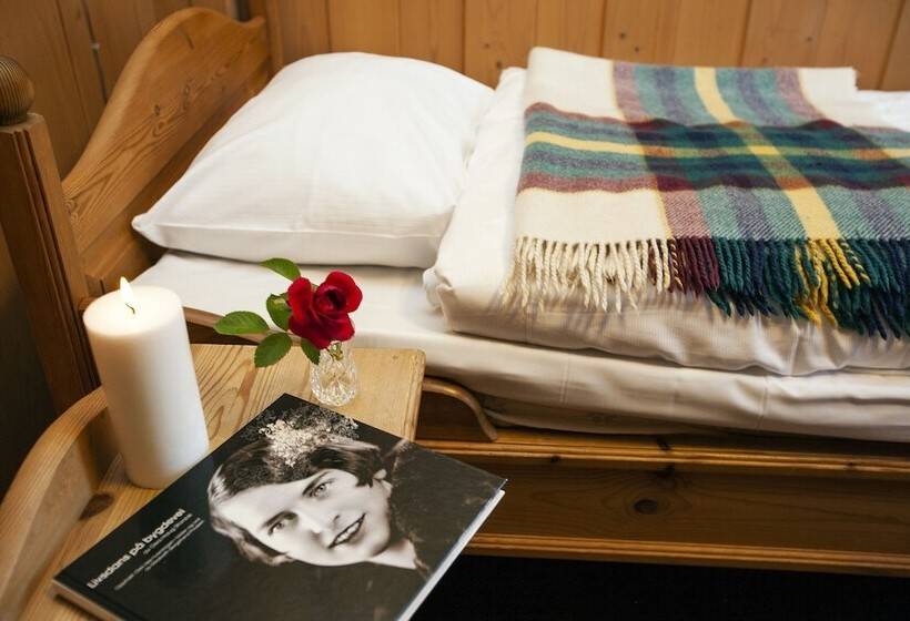 Søstrene Storaas Hotell