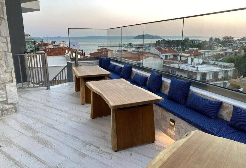 ベッドアンドブレックファースト Kali Thea Suites