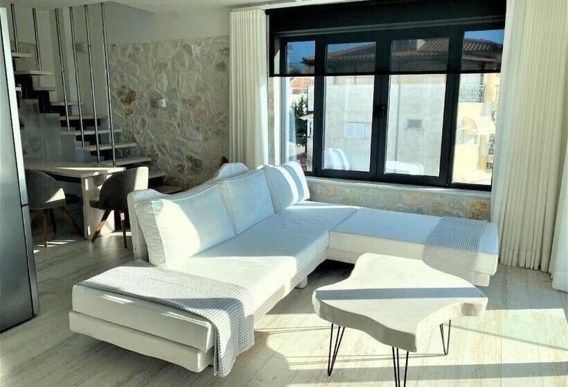 ベッドアンドブレックファースト Kali Thea Suites