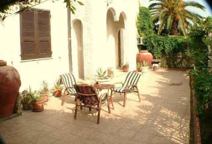 مسافرخانه Case Vacanza Aiosardegna