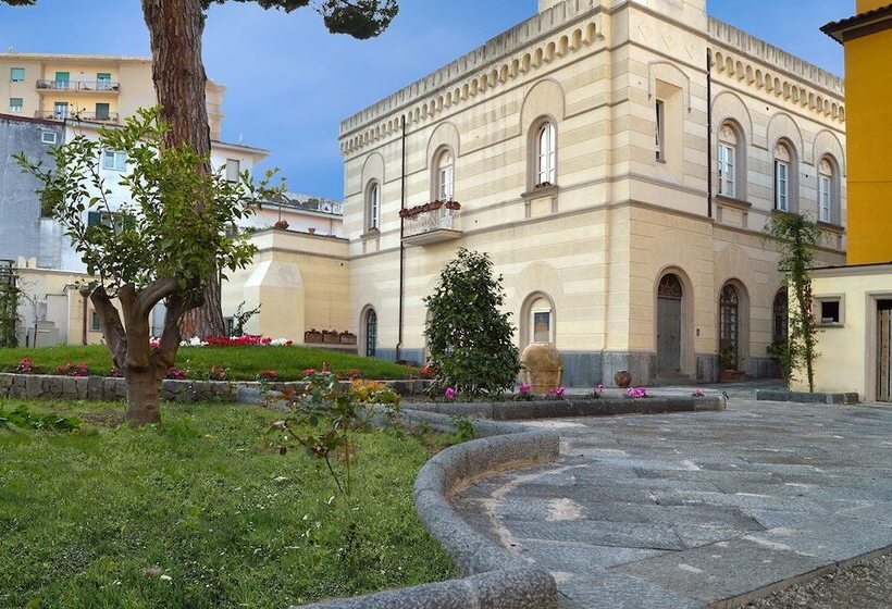 فندق فئة نجمة واحدة Villa Silvana