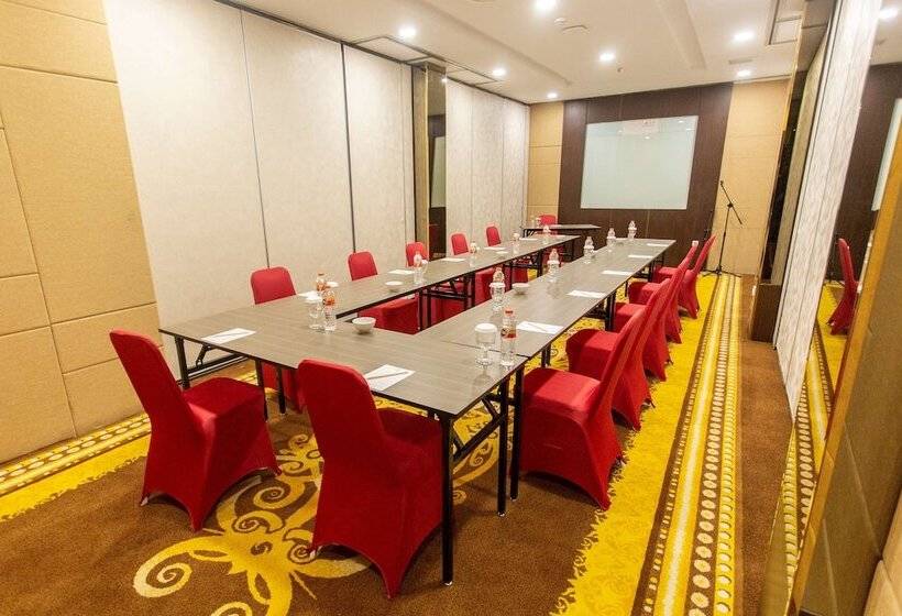 هتل Best Western Batang Garing