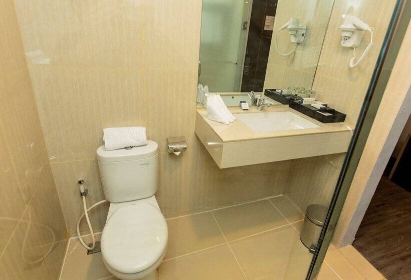 هتل Best Western Batang Garing