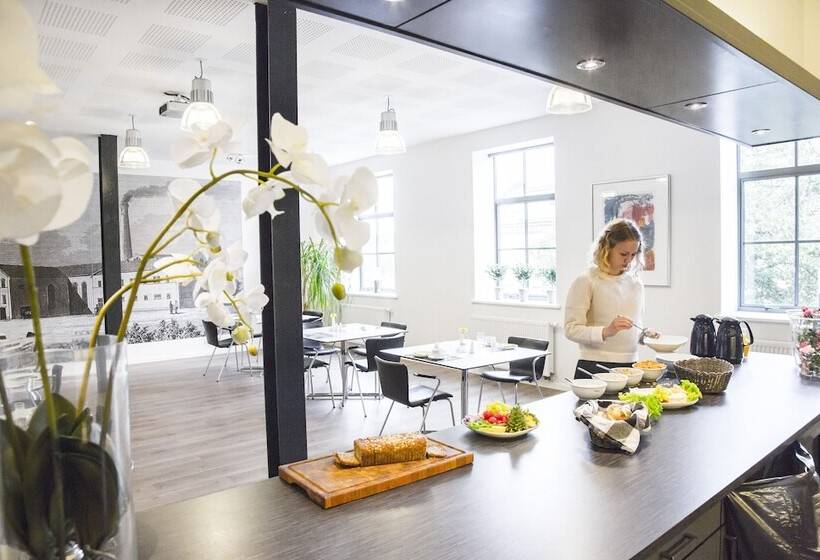 Отель Aiden By Best Western Lolland