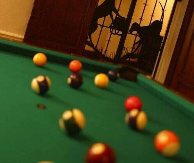 בית מלון כפרי Graylyn Estate