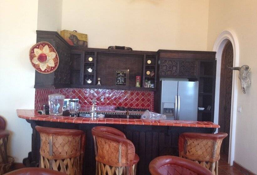 酒店 Hacienda Cerritos