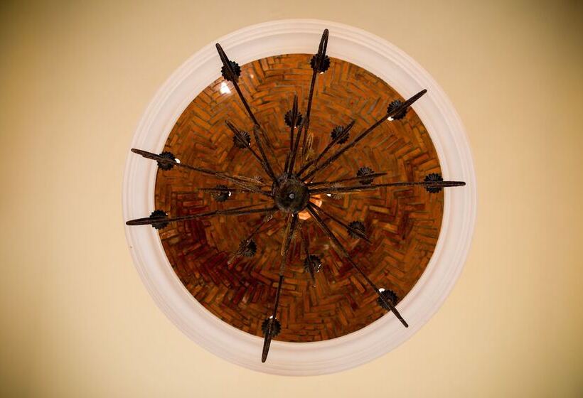 酒店 Hacienda Cerritos