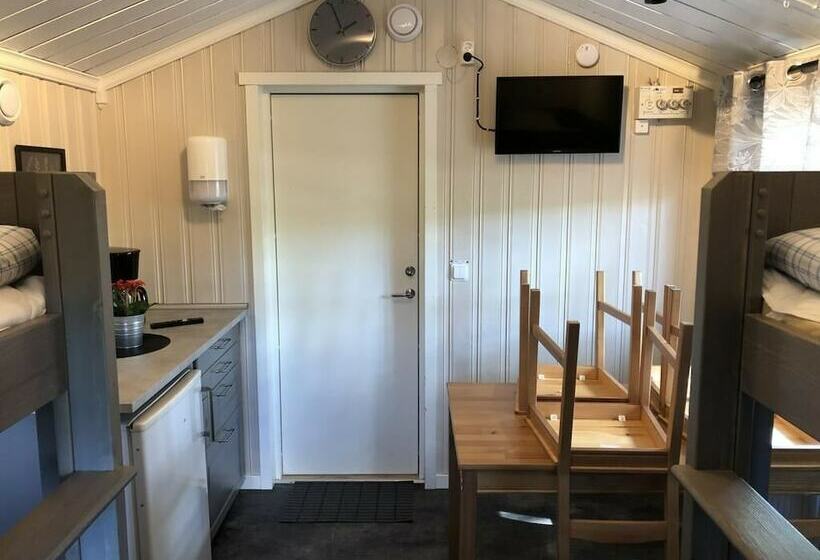 Отель Hyltena Stugby   Campground