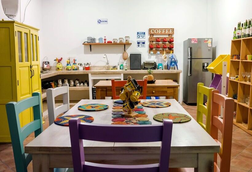 فندق Meraki Boutique Hostel