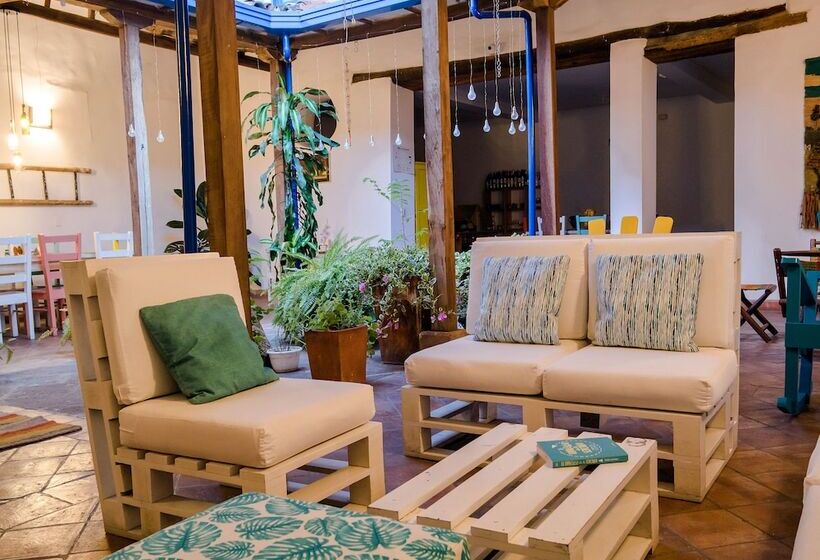 فندق Meraki Boutique Hostel