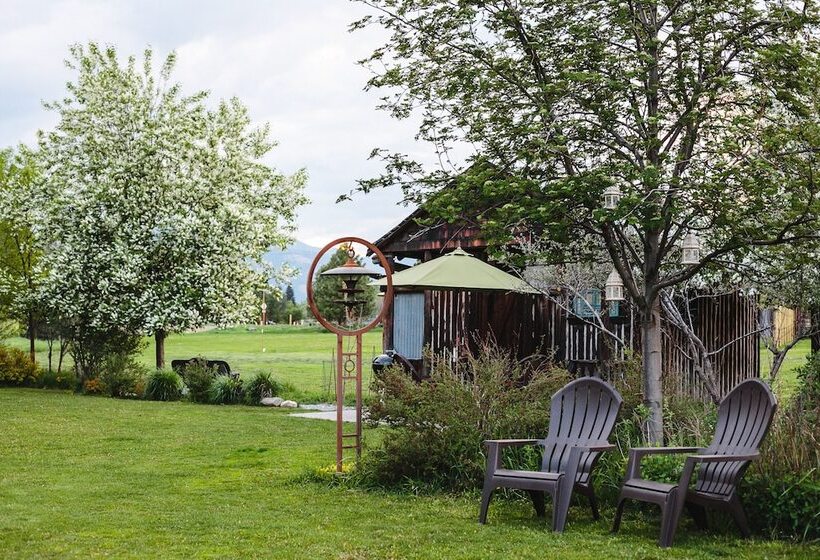 Отель Mt Gardner Inn