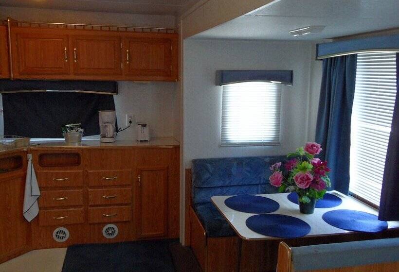 호텔 Pahrump Rv Park & Lodging