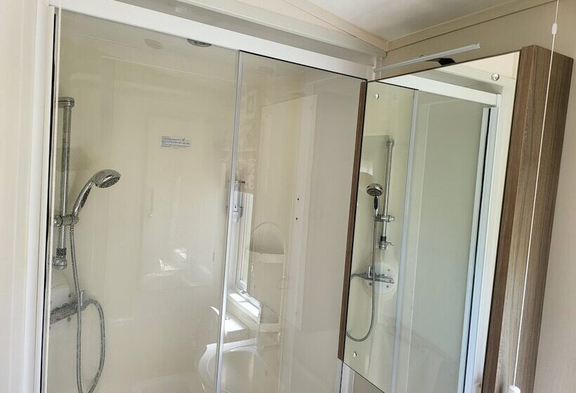 호텔 2br Sleeps6 Fireplace Parking Patio Seaside