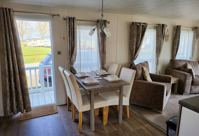 호텔 2br Sleeps6 Fireplace Parking Patio Seaside