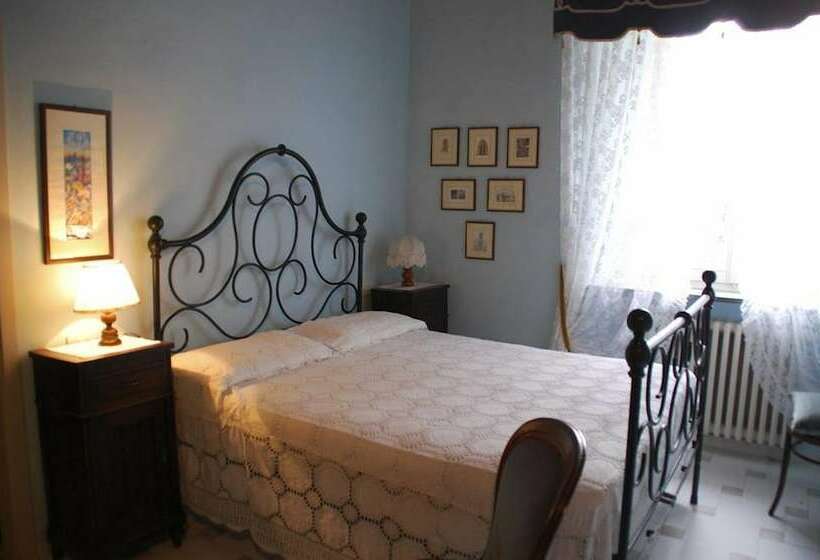 בית מלון כפרי Fattoria La Palazzina