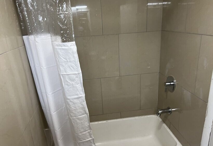 فندق على الطريق Laci S Country Inn