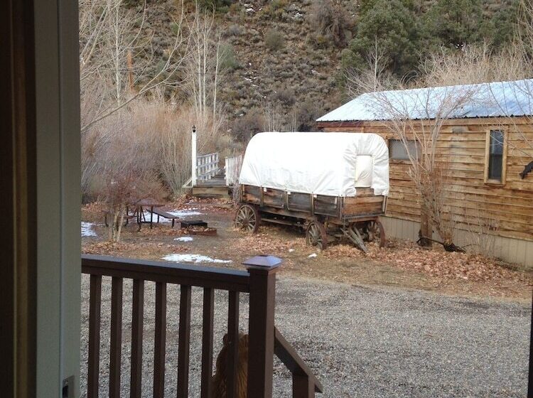 모텔 Virginia Creek Settlement