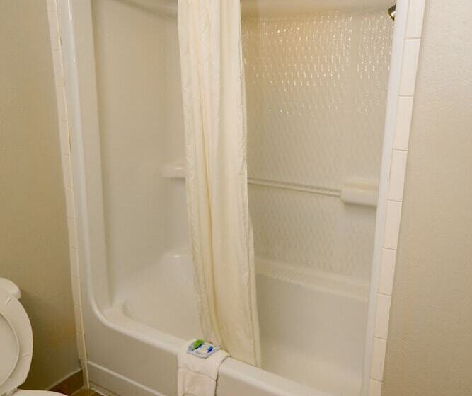 מוטל Wintergarden Inn