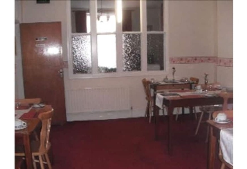 ベッドアンドブレックファースト Oaklands