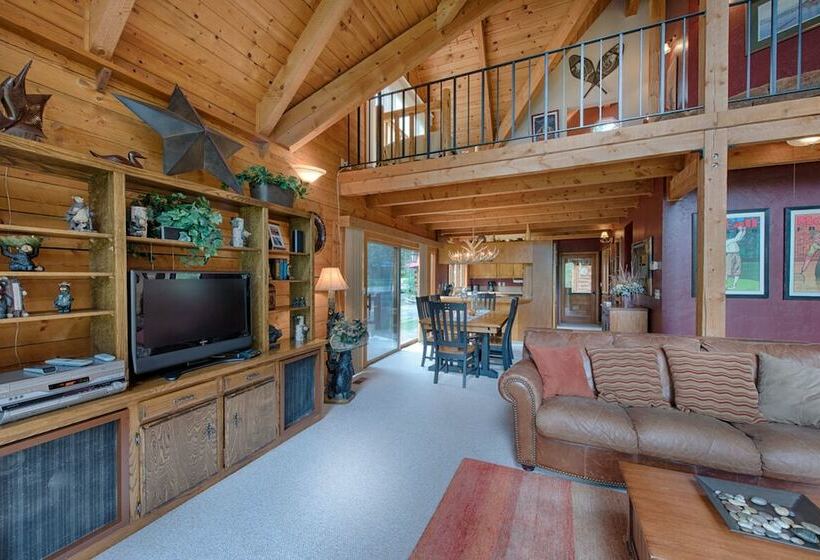 Bear Lodge By Casago Mccall  Donerightmanagement