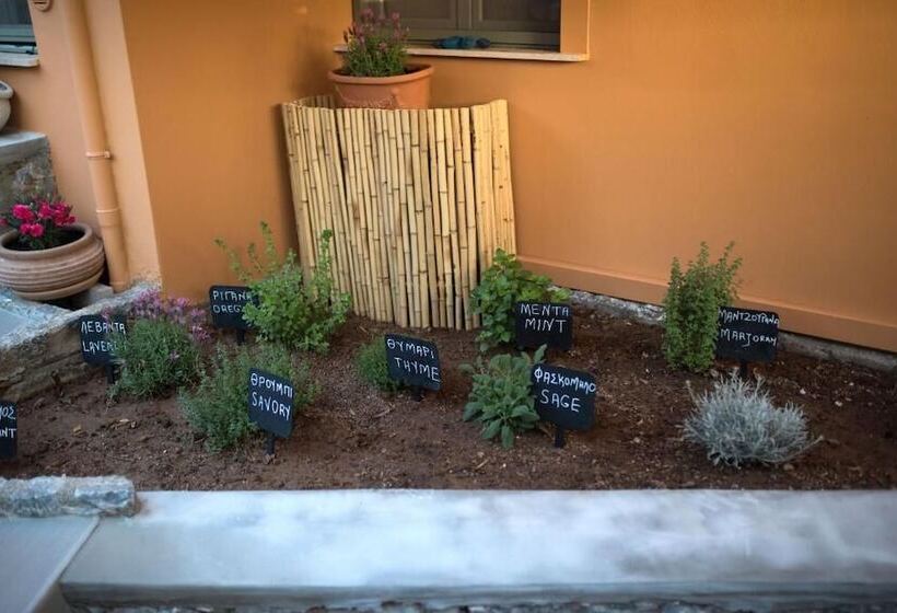 צימר Kanathos Pigi