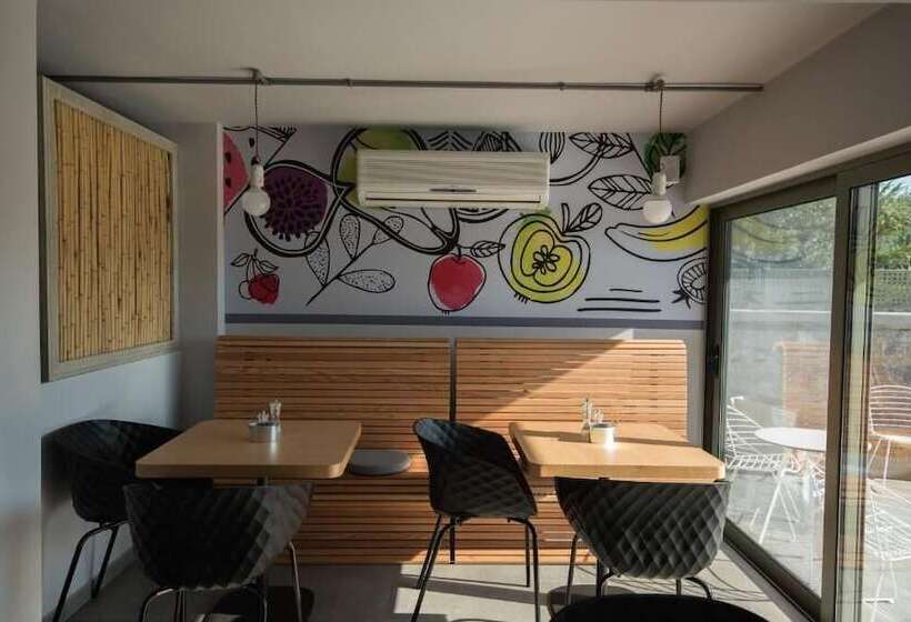 צימר Kanathos Pigi