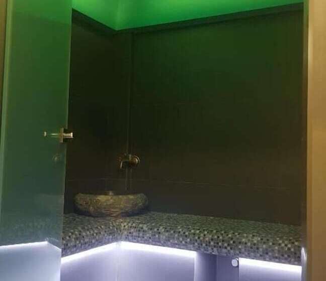 צימר Kanathos Pigi