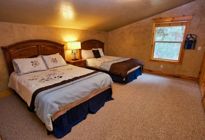 Cascade Multifamily Cabin By Casago Mccall  Donerightmanagement