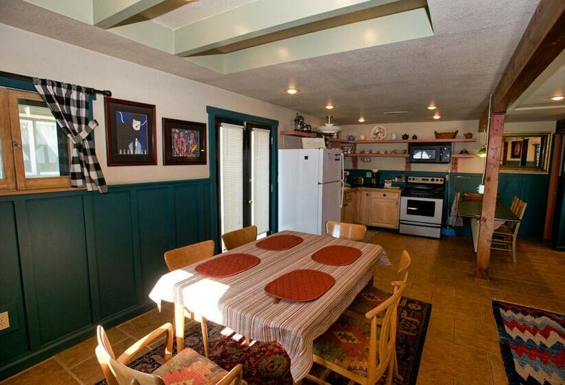 Cottage Inn By Casago Mccall  Donerightmanagement