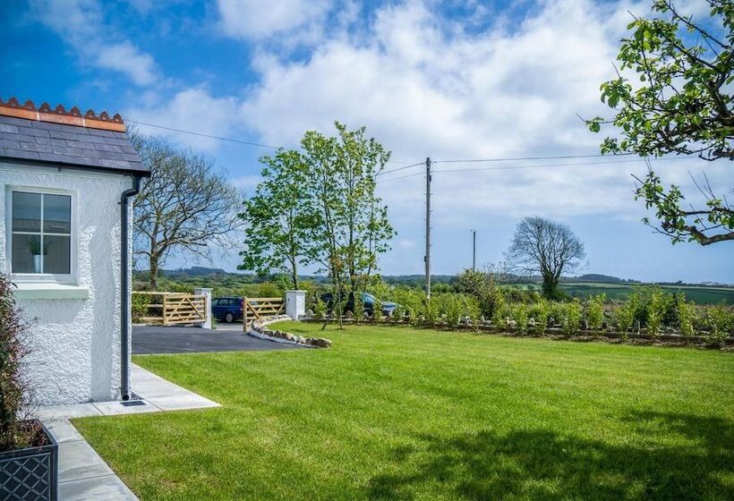 Elidyr Cottage   3 Bed Cottage   Amroth