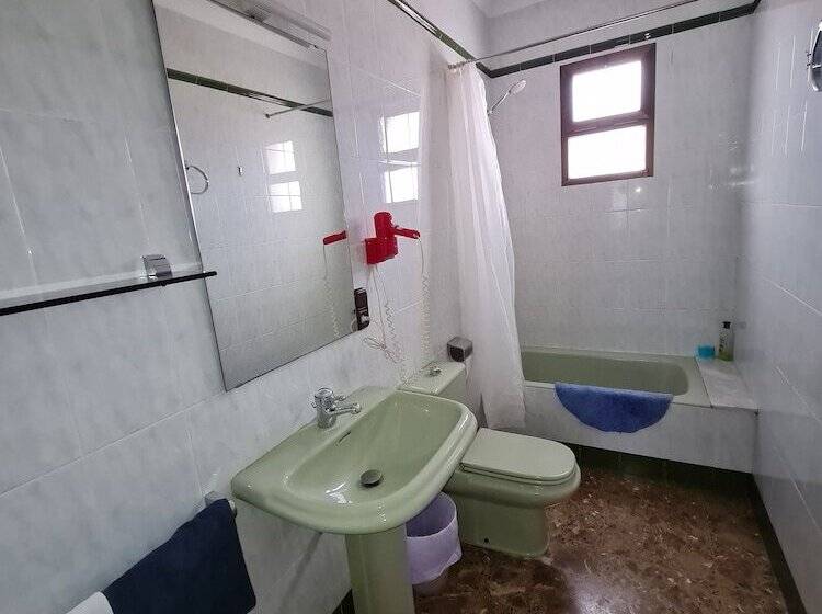 בית מלון כפרי Bon Lloc