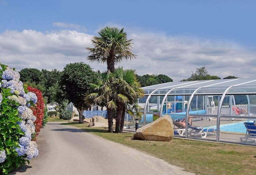 ホテル Domaine Résidentiel De Plein Air Odalys Kerleyou