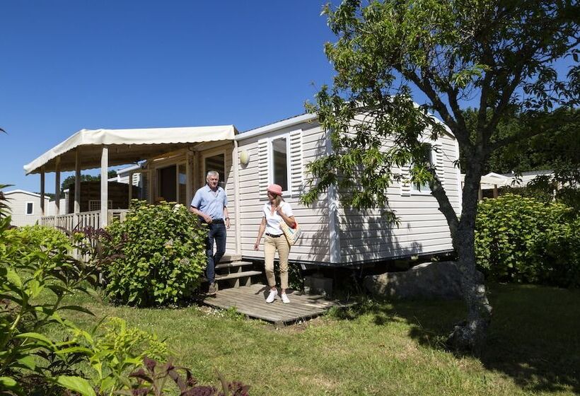 ホテル Domaine Résidentiel De Plein Air Odalys Kerleyou