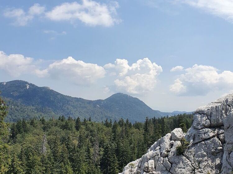 Отель B&b Plitvice Holiday Lodge