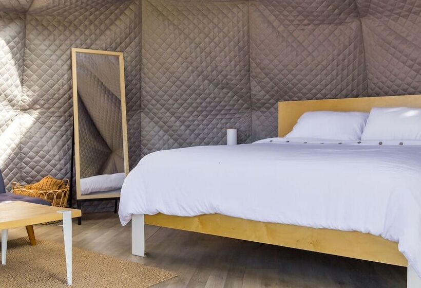 בית מלון כפרי Tammah   Yellowstone   Glamping