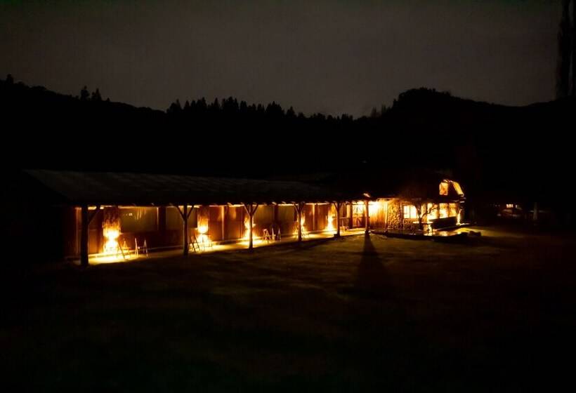 בית מלון כפרי Valle Del Carrileufu