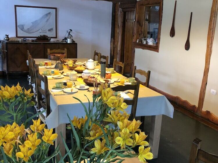 בית מלון כפרי Valle Del Carrileufu