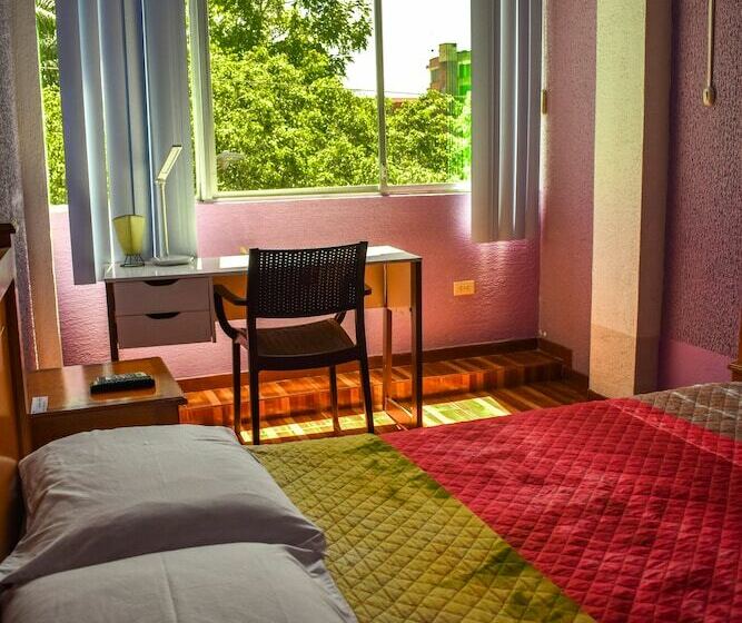 Pension Hostal R. Williams