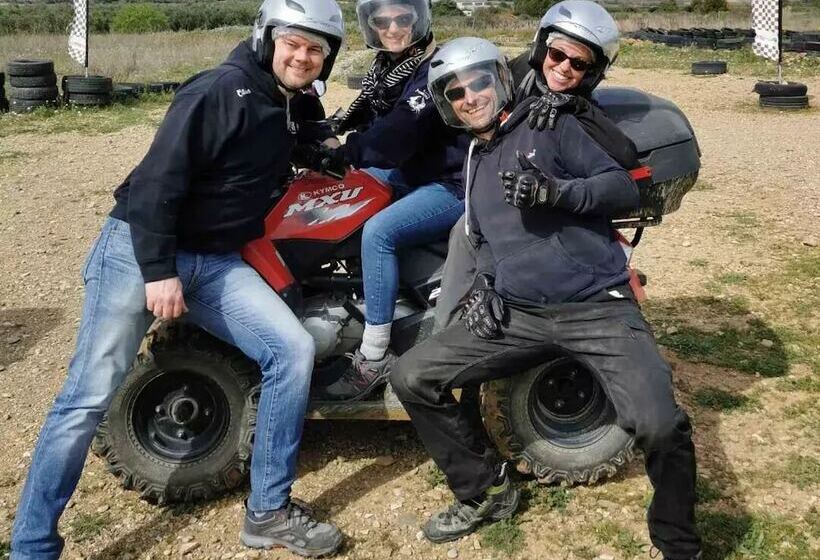 ペンション Gîte Et Chambres D Hôtes  Le Coq Du Nord   Mailhac