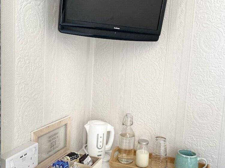 פנסיון The Wadham