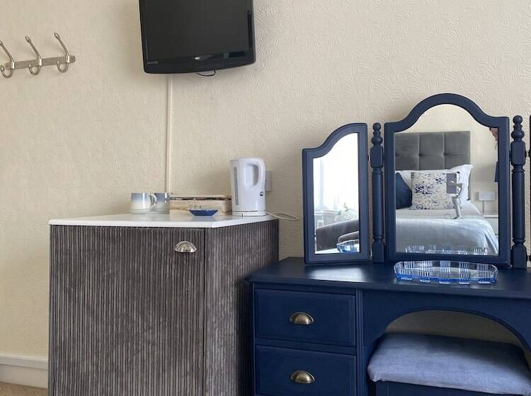 פנסיון The Wadham