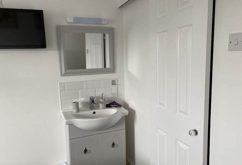 פנסיון The Wadham